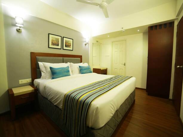 Imagen de la habitación del Hotel Noah Sky Suites. Foto 6