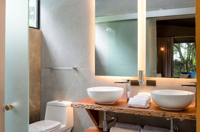 Imagen de la habitación del Hotel Noah\'s Forest by Tifakara. Foto 15