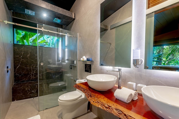 Imagen de la habitación del Hotel Noah\'s Forest by Tifakara. Foto 16