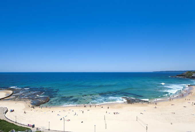 Imagen de los exteriores del Hotel Noah's On The Beach. Foto 15