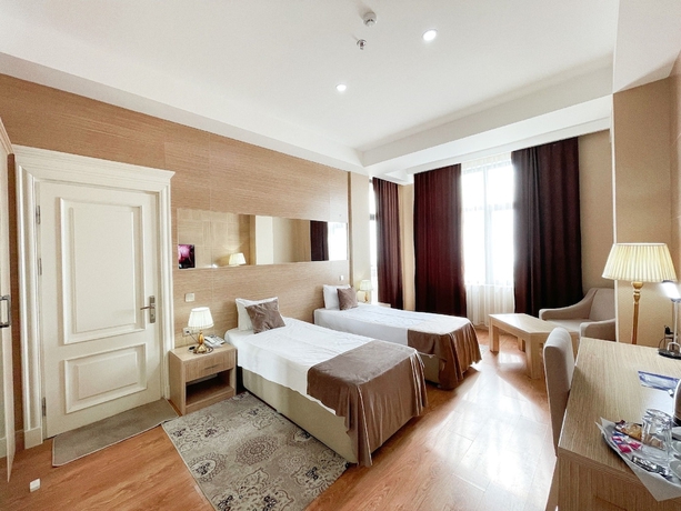 Imagen de la habitación del Hotel Nobel, Baku. Foto 3