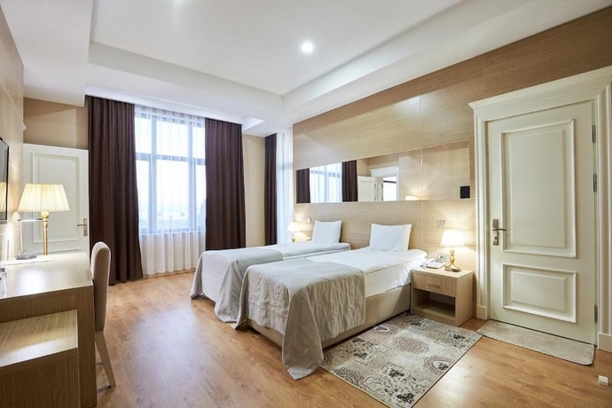 Imagen de la habitación del Hotel Nobel, Baku. Foto 16