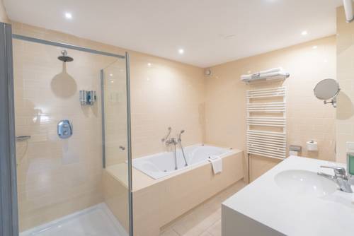Imagen de la habitación del Hotel Nobel, Ballum. Foto 4