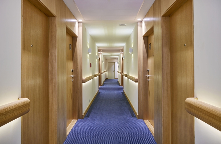 Imagen de los interiores del Hotel Nobel Palace. Foto 12