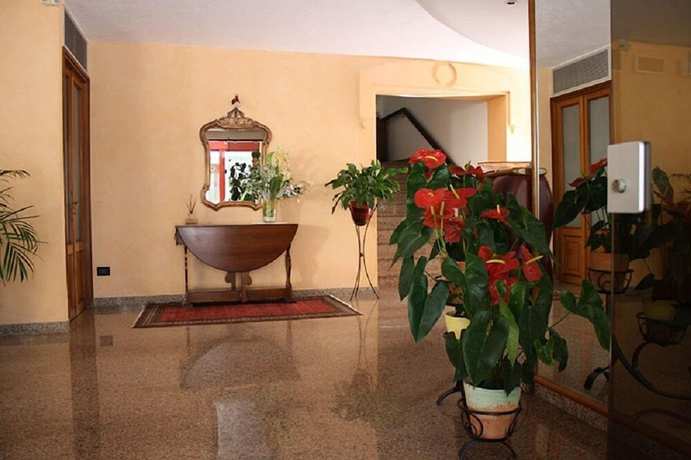 Imagen de los interiores del Hotel Nobel, Rimini. Foto 13