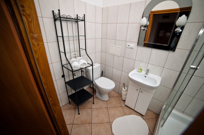 Imagen de la habitación del Hotel Nobel Suites. Foto 2