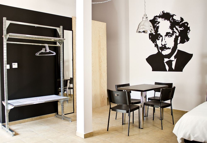 Imagen de la habitación del Hotel Nobel Suites. Foto 3