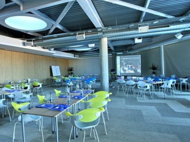 Imagen general del Hotel Nobel Zira. Foto 3