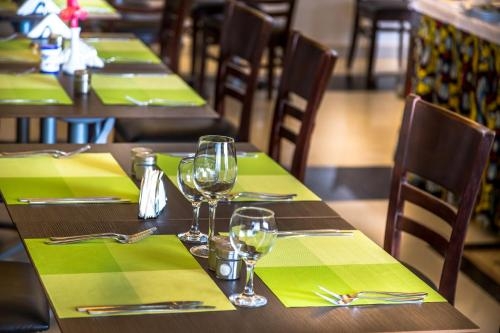 Imagen general del Hotel Nobila Airport. Foto 9