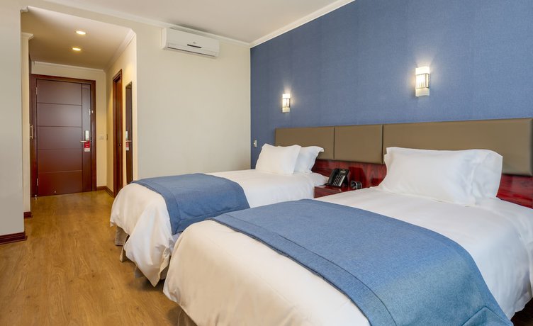 Imagen de la habitación del Hotel Nobile Estación Central. Foto 12