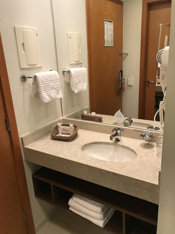 Imagen de la habitación del Hotel Nobile Inn Dutra Rio De Janeiro. Foto 6