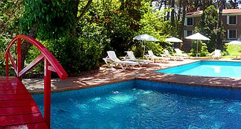 Imagen de la piscina del Hotel Nobile Inn Punta Del Este. Foto 14