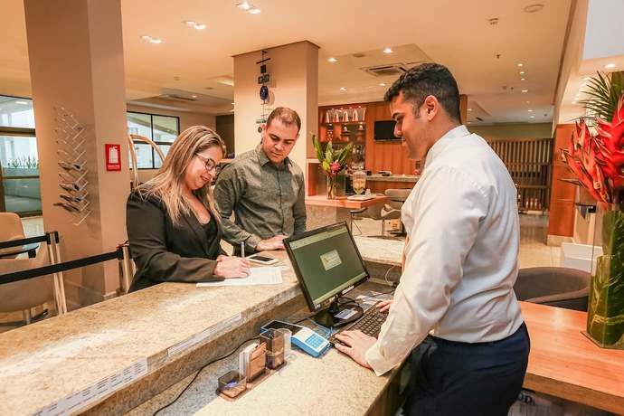 Imagen de los interiores del Hotel Nobile Su&iacute;tes Executive. Foto 14