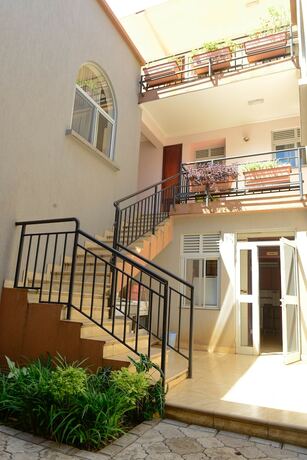 Imagen general del Hotel Nobilis Apartments. Foto 16