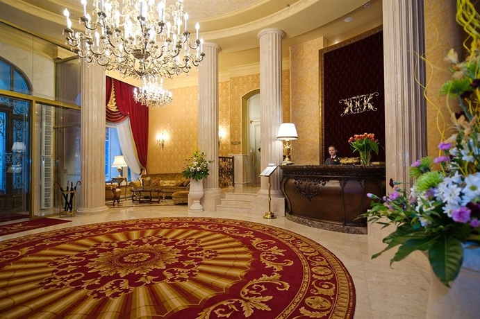 Imagen de los interiores del Hotel Nobilis. Foto 12