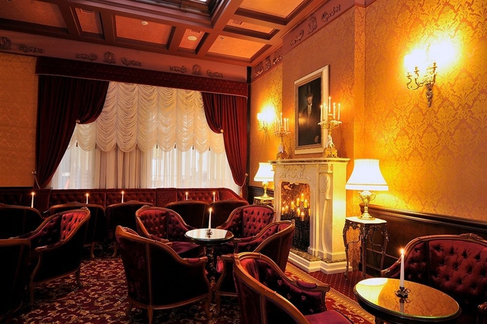 Imagen de los interiores del Hotel Nobilis. Foto 14