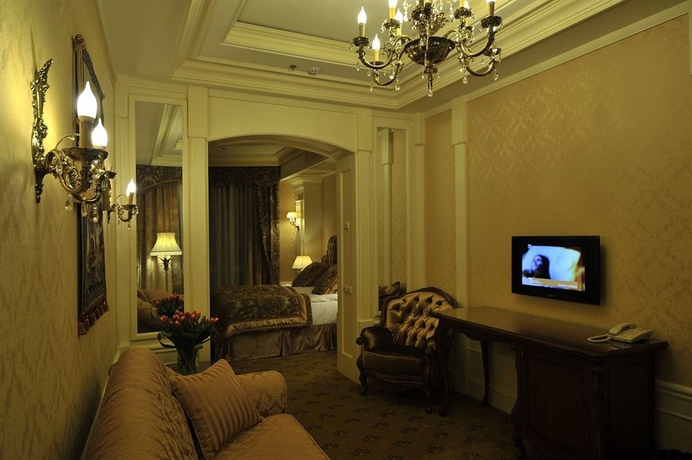 Imagen de la habitación del Hotel Nobilis. Foto 10