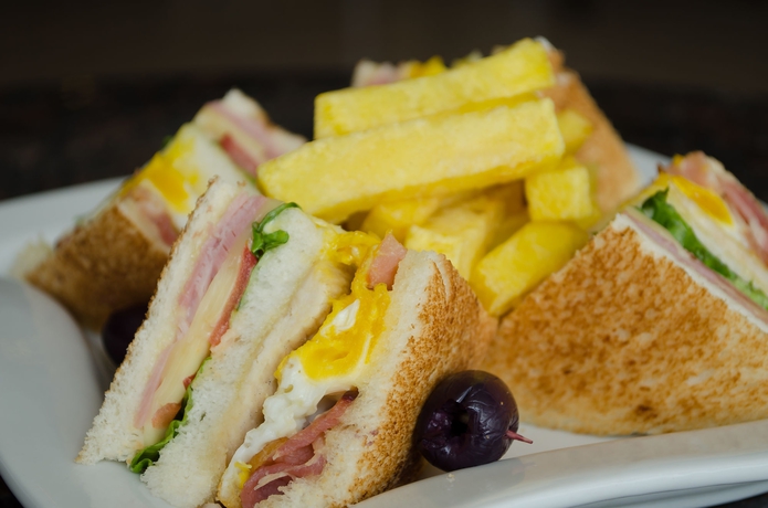 Imagen del bar/restaurante del Hotel Nobility. Foto 5