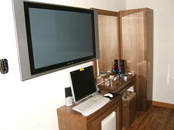 Imagen general del Hotel Noble. Foto 10