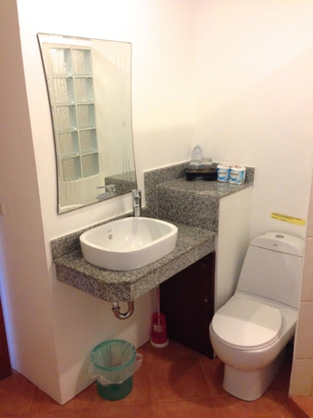 Imagen de la habitación del Hotel Noble House Beach Resort. Foto 16