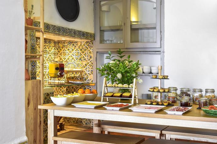 Imagen de los interiores del Hotel Noble House Essence Évora - by Unlock Hotels. Foto 18