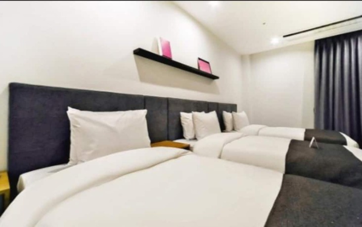 Imagen de la habitación del Hotel Noble Stay. Foto 21