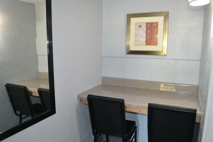 Imagen de la habitación del Hotel Noble Suites Jacksonville. Foto 13
