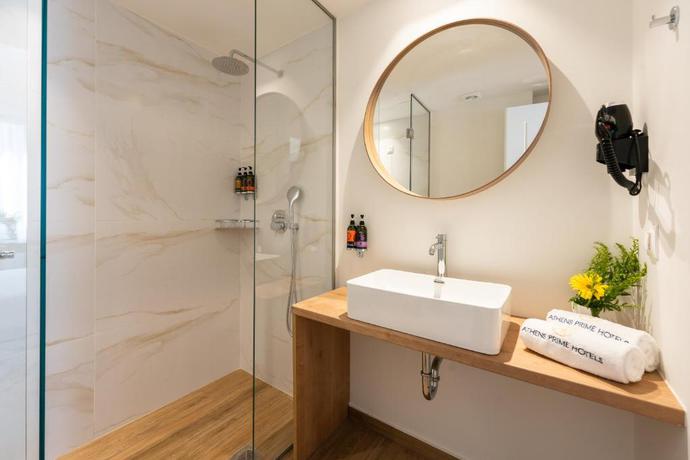 Imagen de la habitación del Hotel Noble and Spa by Athens Prime. Foto 7