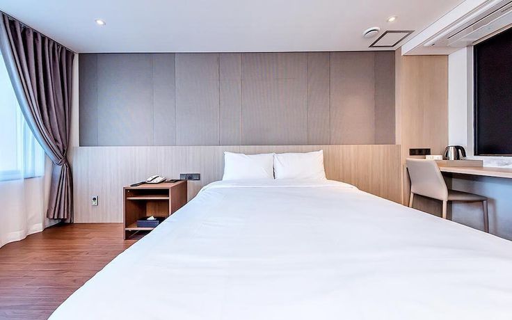 Imagen de la habitación del Hotel Noblepia. Foto 13