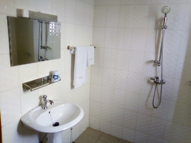 Imagen de la habitación del Hotel Noblesse, Yaound&eacute;. Foto 9