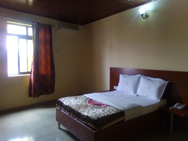 Imagen de la habitación del Hotel Noblesse, Yaound&eacute;. Foto 11