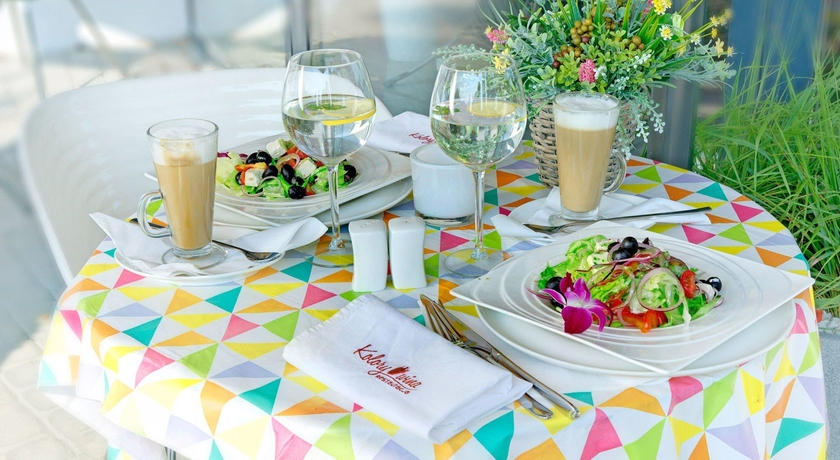 Imagen del bar/restaurante del Hotel Nobo. Foto 5