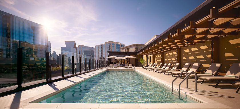 Imagen de la piscina del Hotel Nobu Atlanta. Foto 20