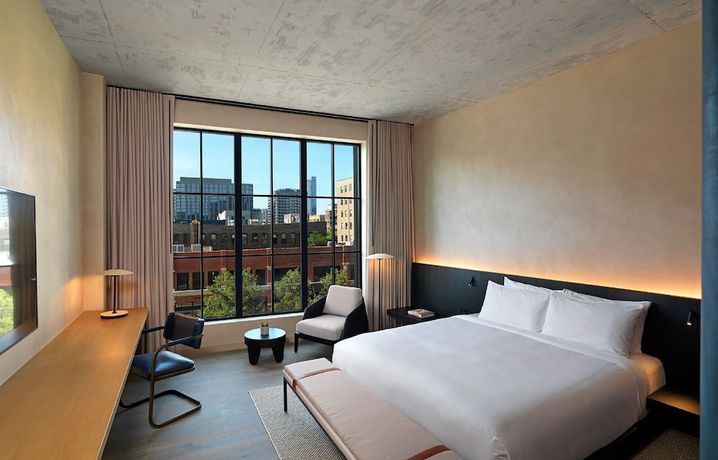 Imagen de la habitación del Hotel Nobu Chicago. Foto 3