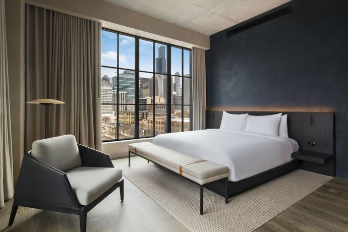 Imagen de la habitación del Hotel Nobu Chicago. Foto 4