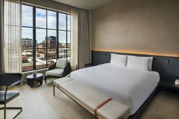 Imagen de la habitación del Hotel Nobu Chicago. Foto 10