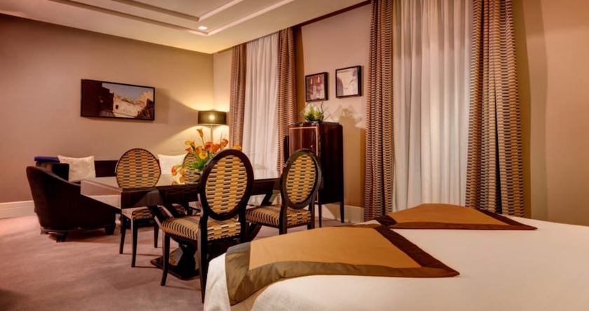 Imagen de la habitación del Hotel Nobu Roma. Foto 8