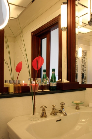 Imagen de la habitación del Hotel Nobu Warsaw. Foto 4