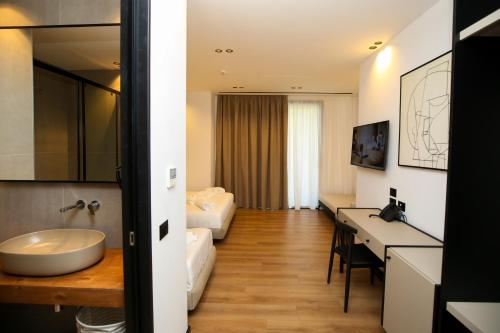 Imagen de la habitación del Hotel Nobus. Foto 18