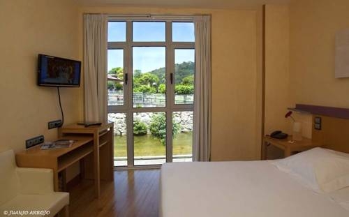 Imagen de la habitación del Hotel Nochendi. Foto 6