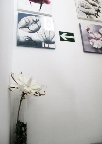 Imagen de los interiores del Hotel Noches En Triana. Foto 17