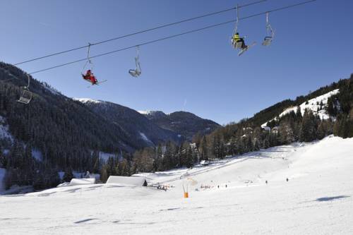 Imagen de la habitación del Hotel Nockalm. Foto 8
