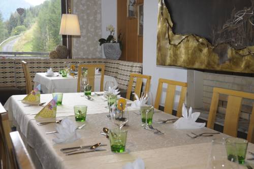 Imagen de la habitación del Hotel Nockalm. Foto 9