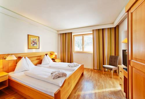 Imagen de la habitación del Hotel Nockresort. Foto 10