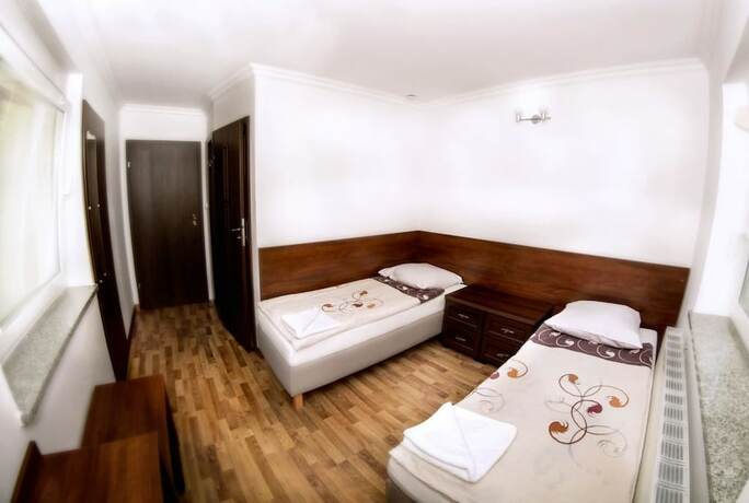 Imagen de la habitación del Hotel Noclegi Europa. Foto 18