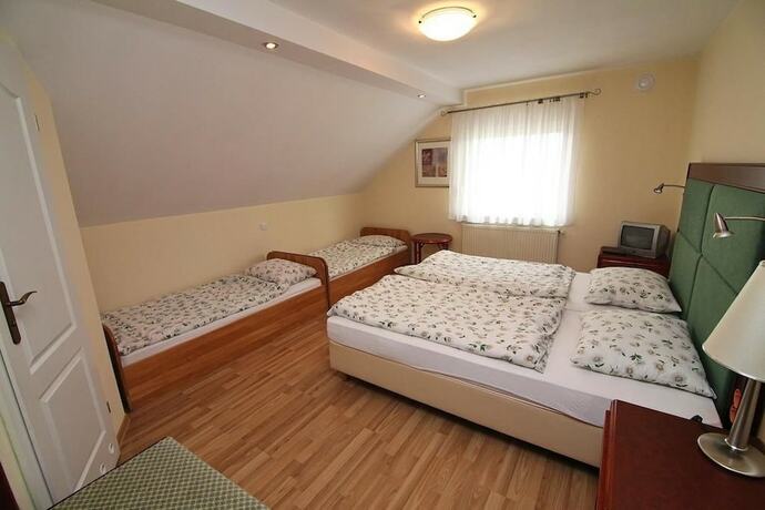 Imagen general del Hotel Noclegi Europa. Foto 9