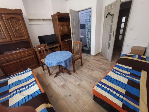Imagen de la habitación del Hotel Noclegi nad neonet Bogatynia. Foto 15
