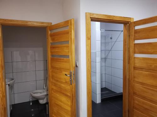 Imagen de la habitación del Hotel Noclegi nad neonet Bogatynia. Foto 16