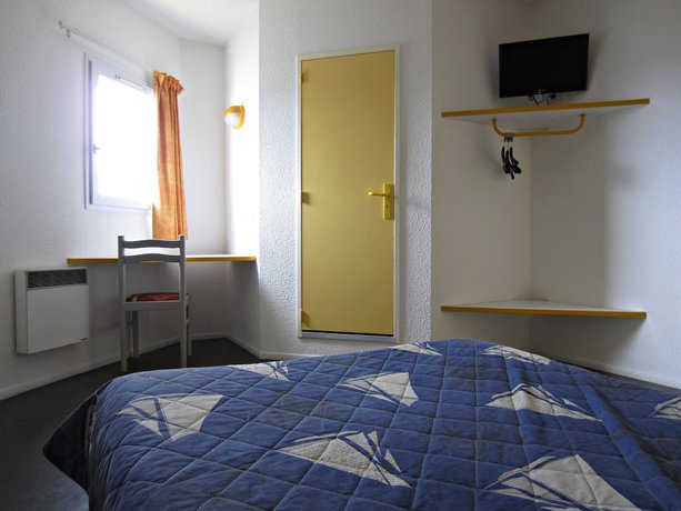 Imagen de la habitación del Hotel Noctuel - Blois. Foto 10