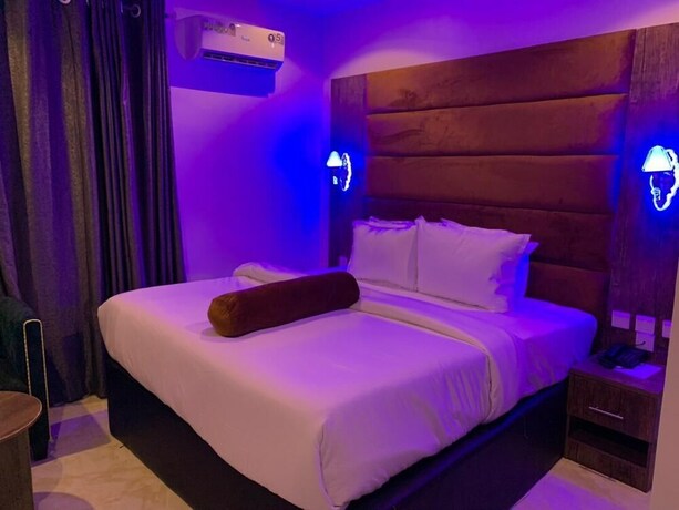 Imagen de la habitación del Hotel Nocy Castle. Foto 18